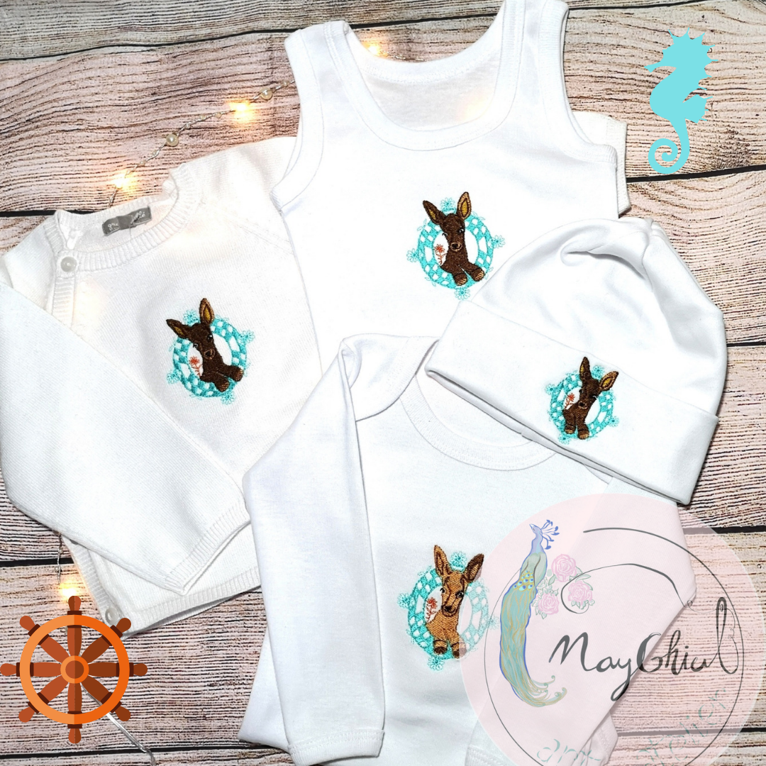 Trusou Bebe/Copilaș brodat Căprior și Personalizat cu Monogramă - imagine 2